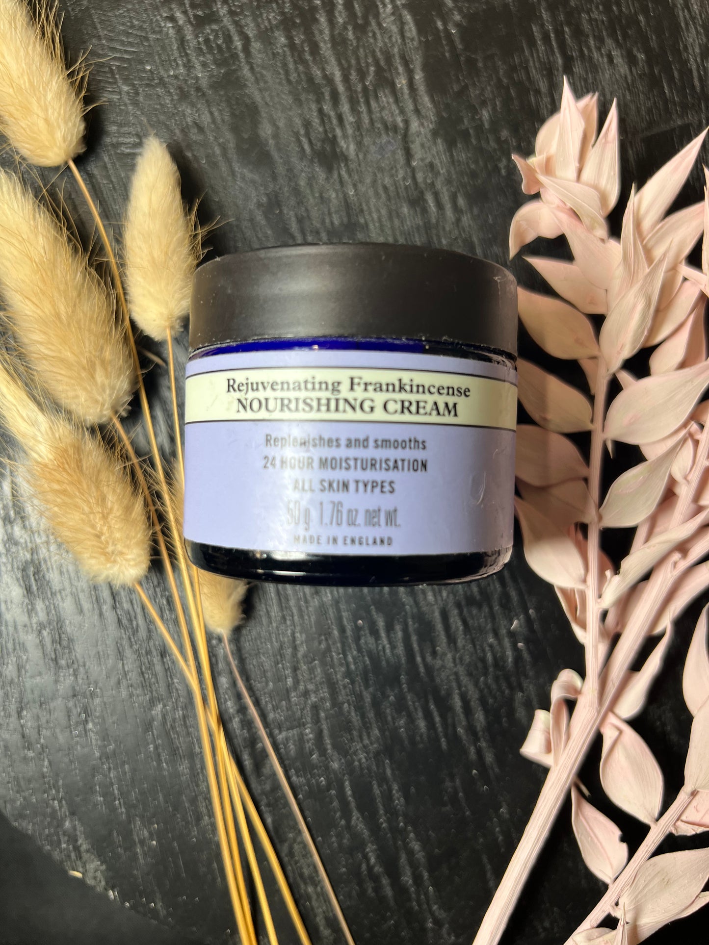 NEILS YARD REMEDIES CREME